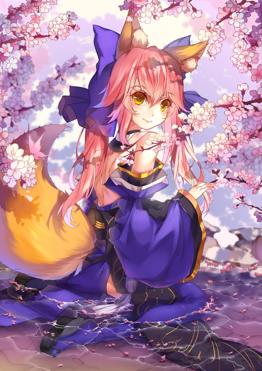 1girl absurdres animal_ears blue_dress blue_legwear bow choker detached_sleeves dress eyebrows_visible_through_hair fate/extra fate_(series) fox_ears fox_tail hair_between_eyes hair_bow highres kneeling long_hair looking_at_viewer pink_hair purple_bow smile solo tail tamamo_(fate)_(all) tamamo_no_mae_(fate) thigh-highs vieny water yellow_eyes