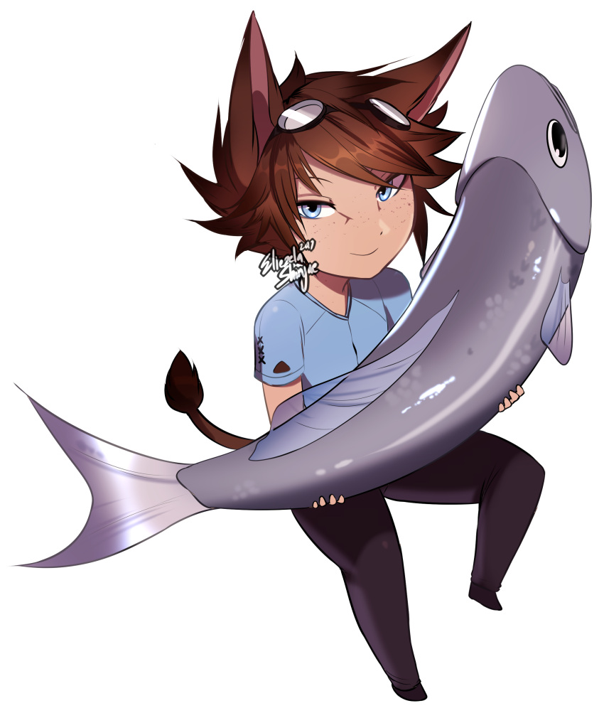 10s 1boy absurdres animal_ears blue_eyes brown_hair cat_ears cat_tail chibi eliezela_shinjae final_fantasy final_fantasy_xiv fish freckles goggles goggles_on_head highres looking_at_viewer miqo'te signature solo tail transparent_background