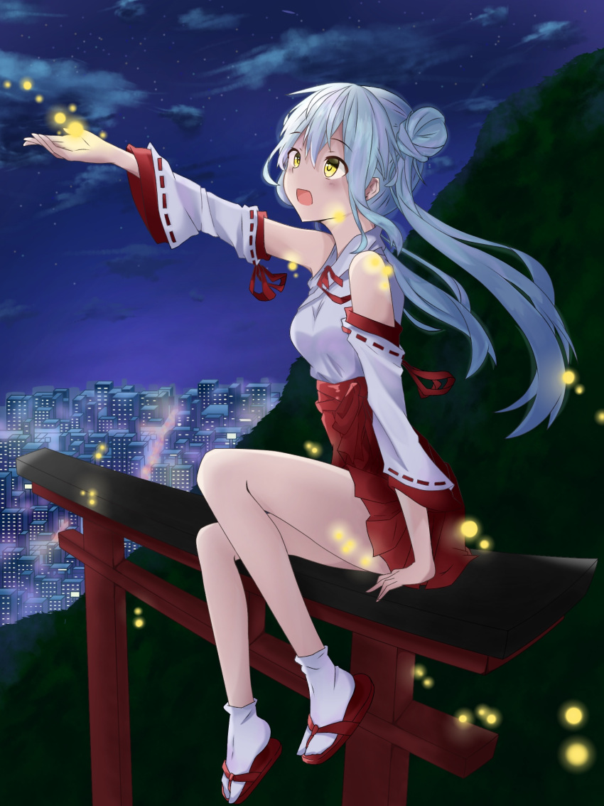 1girl blush eyebrows_visible_through_hair firefly from_side highres iumi_urura japanese_clothes long_hair looking_away miko night night_sky open_mouth original sandals sitting sky smile solo torii white_hair white_legwear yellow_eyes