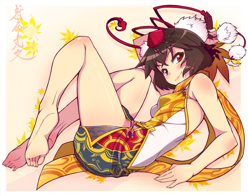 1girl adapted_costume alternate_costume arm_up bare_legs bare_shoulders barefoot blush breasts brown_hair fan feet full_body hat hauchiwa leaf leaf-pattern_stripe legs looking_at_viewer panties red_eyes revision shameimaru_aya short_hair side-tie_panties side_slit simple_background sleeveless small_breasts smile smirk soles solo taketora_suzume toes tokin_hat touhou underwear