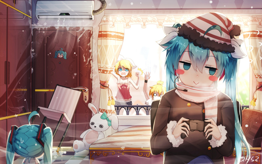 1boy 3girls :&gt; @_@ against_window ahoge air_conditioner bai_yemeng blonde_hair blush_stickers camisole chair chibi coat commentary_request controller curtains door hat hatsune_miku headset highres kagamine_len kagamine_rin long_hair looking_away midriff multiple_girls open_mouth revision scarf short_shorts shorts snowflakes striped_hat stuffed_animal stuffed_bunny stuffed_toy twintails vocaloid window