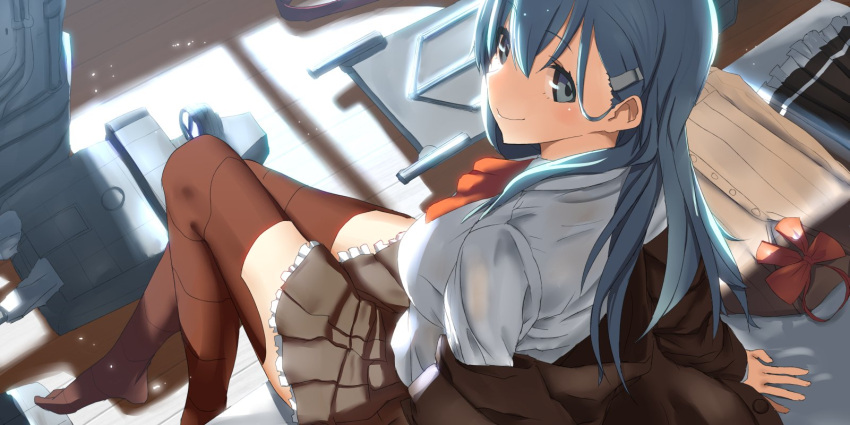 1girl aqua_eyes aqua_hair blush bow bowtie breasts brown_blazer brown_jacket brown_legwear brown_skirt couch flight_deck frilled_skirt frills from_above hair_ornament hairclip highres indoors jacket jacket_removed kantai_collection looking_at_viewer medium_breasts pleated_skirt remodel_(kantai_collection) rigging shirt sitting skirt skirt_removed smile smokestack solo suzuya_(kantai_collection) thigh-highs tsuuhan turret white_shirt wooden_floor