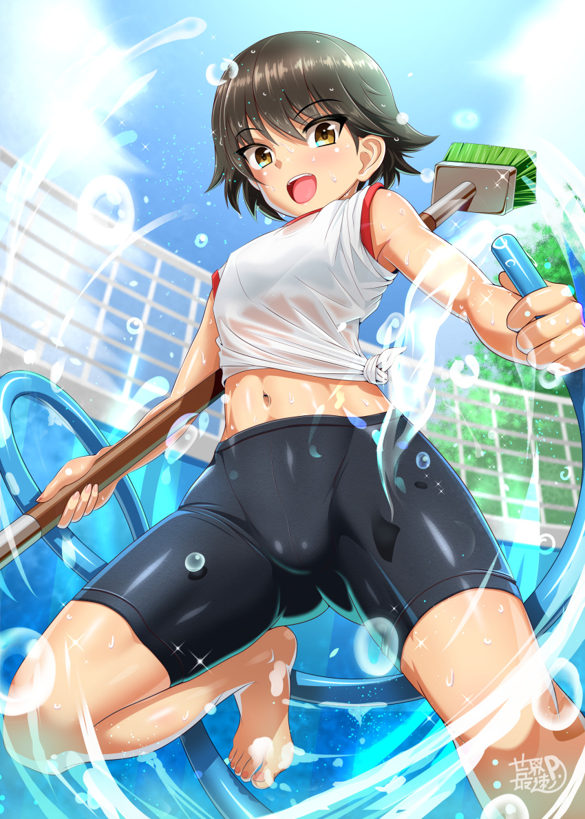 1girl absurdres bangs barefoot bike_shorts black_shorts broom brown_eyes brown_hair clouds cloudy_sky commentary_request day eyebrows_visible_through_hair feet girls_und_panzer gym_shirt highres holding hose isobe_noriko looking_at_viewer navel open_mouth outdoors pool sekai_saisoku_no_panda shirt short_hair shorts sky sleeves_rolled_up smile solo splashing standing standing_on_one_leg tied_shirt toes water water_drop wet wet_clothes wet_face wet_shirt