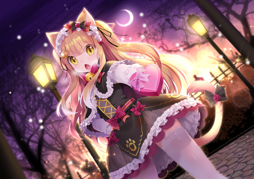 1girl animal_ears black_capelet black_shirt black_skirt blonde_hair blurry blurry_background blush bow cat_ears cat_girl cat_tail commentary crescent_moon depth_of_field dutch_angle fang frilled_capelet frilled_hairband frills gift hand_on_hip heart-shaped_box highres holding holding_gift lamppost light_brown_hair long_hair looking_at_viewer moon mvv night night_sky open_mouth original pink_bow shirt skirt sky solo star_(sky) starry_sky tail thigh-highs very_long_hair white_legwear yellow_eyes