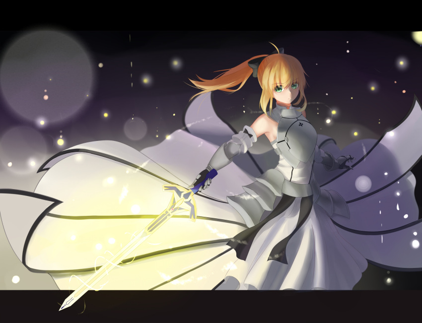 1girl armor armored_dress artoria_pendragon_(all) black_bow blonde_hair bow dress excalibur eyebrows_visible_through_hair fate/unlimited_codes fate_(series) floating_hair gauntlets green_eyes hair_between_eyes hair_bow highres loading_(vkjim0610) long_hair ponytail saber_lily solo standing white_dress