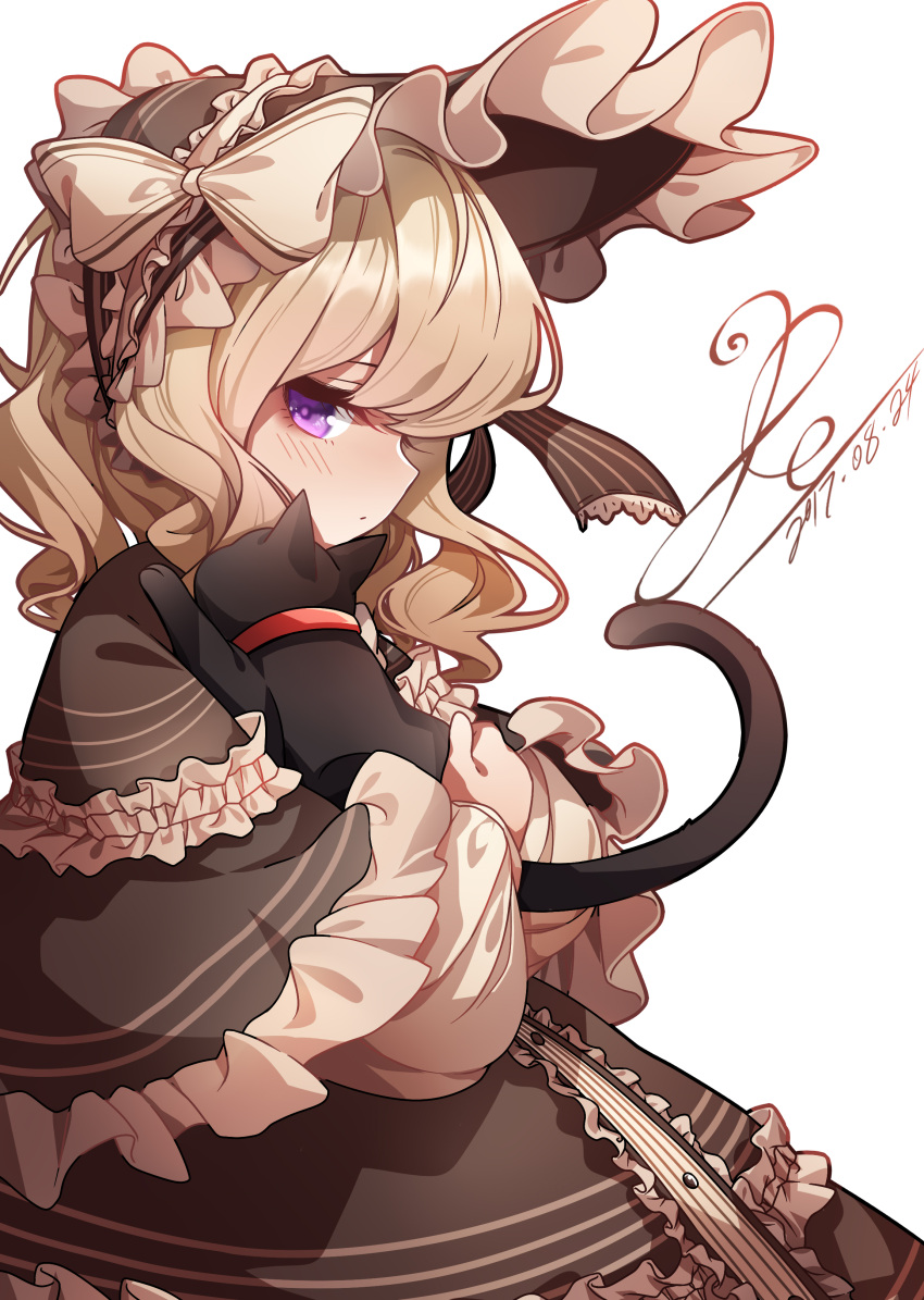 1girl absurdres artist_name bangs black_cat black_dress blonde_hair blush bonnet brown_hair capelet cat cat_girl closed_mouth dated de_da_xianyu dress frills from_side highres holding lolita_fashion looking_at_viewer original signature simple_background solo tsurime violet_eyes wavy_hair