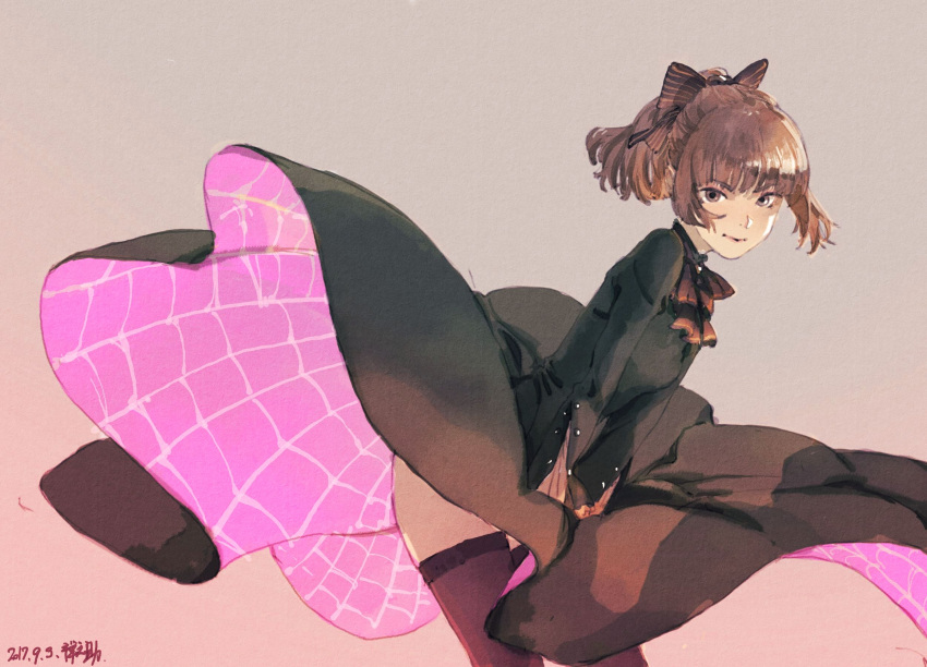 1girl artist_name bangs black_bow black_dress black_legwear bow brown_eyes brown_hair closed_mouth dated dress eyebrows_visible_through_hair from_side hair_bow highres looking_at_viewer original ponytail purple_dress sidelocks signature smile solo thigh-highs thighs zennosuke