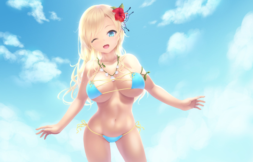 1girl ;d absurdres aqua_eyes bikini blonde_hair blue_bikini blue_sky blush boku_wa_tomodachi_ga_sukunai breasts cait cleavage clouds collarbone day fang flower hair_flower hair_ornament hibiscus highres huge_filesize jewelry kashiwazaki_sena large_breasts long_hair looking_at_viewer navel necklace ocean one_eye_closed open_mouth outdoors shell_necklace side-tie_bikini sky smile solo swimsuit under_boob