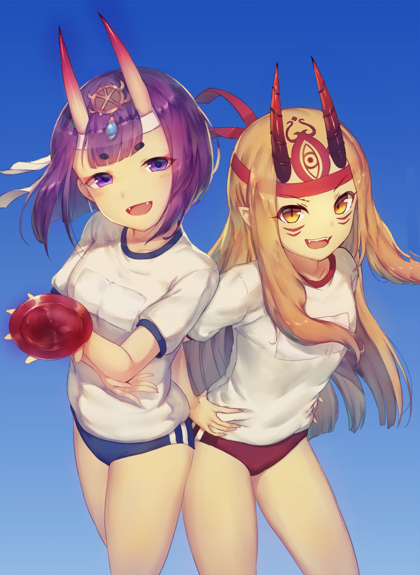 2girls bangs blonde_hair blue_background blue_buruma blunt_bangs blush brown_hair day fate/grand_order fate_(series) forehead gradient gradient_background gym_uniform hand_up hands_on_hips highres horns ibaraki_douji_(fate/grand_order) kotoribako looking_at_viewer multiple_girls name_tag oni_horns open_mouth outdoors purple_hair red_buruma shirt short_sleeves shuten_douji_(fate/grand_order) sidelocks smile t-shirt thick_eyebrows thighs violet_eyes white_shirt yellow_eyes