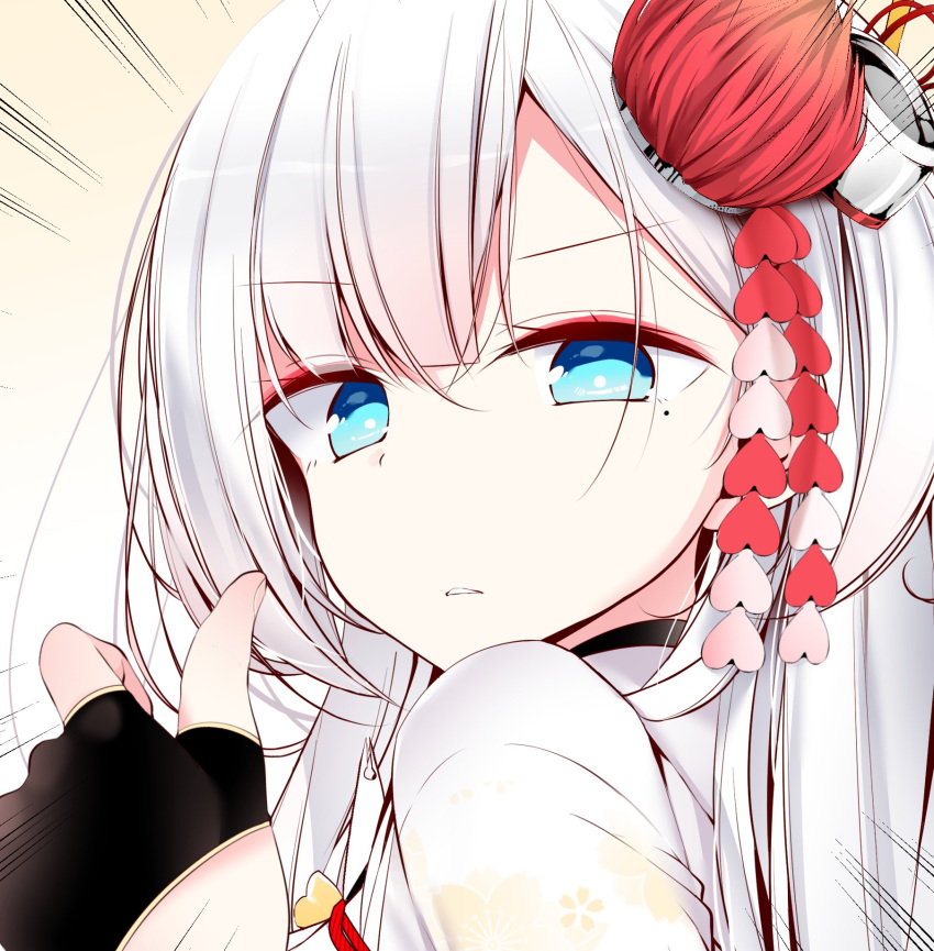 1girl azur_lane bangs black_gloves blue_eyes close-up commentary_request emphasis_lines eyebrows_visible_through_hair fingerless_gloves floral_print gloves hair_between_eyes hair_ornament highres japanese_clothes kimono long_hair looking_at_viewer mole mole_under_eye oouso parted_lips shoukaku_(azur_lane) silver_hair solo thumbs_up white_hair