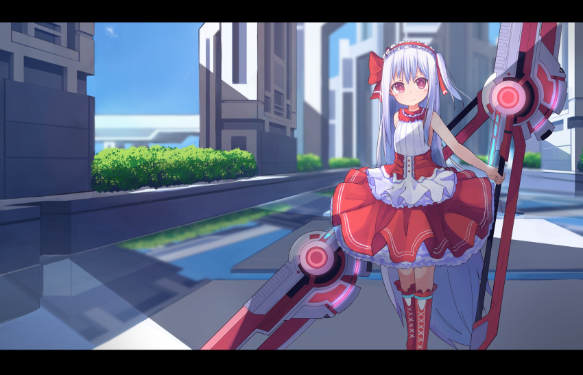 1girl blurry bow building commentary_request depth_of_field dual_wielding hair_bow hair_ribbon hairband highres holding lolita_fashion lolita_hairband long_hair looking_at_viewer okota_mikan one_side_up original red_eyes ribbon skyscraper smile solo sword thigh-highs weapon white_hair zettai_ryouiki