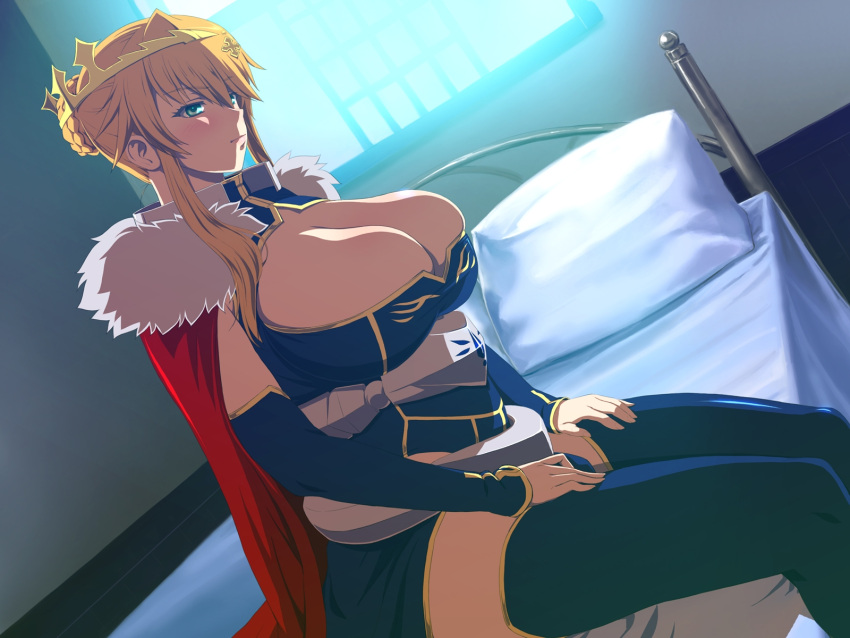 1girl ahoge armor artoria_pendragon_(all) artoria_pendragon_(lancer) blonde_hair blue_legwear blush breasts cape cleavage crown detached_sleeves fate/grand_order fate_(series) fur_trim green_eyes hair_between_eyes highres large_breasts makoto_osamu night on_bed pillow sidelocks sitting sitting_on_bed solo thigh-highs