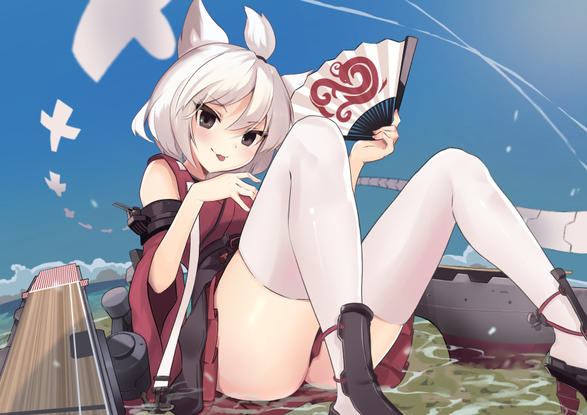 1girl absurdres azur_lane bangs brown_eyes clouds fisheye flight_deck folding_fan hand_fan highres hull_shoes japanese_clothes kimono looking_at_viewer miniskirt ocean on_ground pleated_skirt red_kimono red_skirt red_sleeves ribbon shikigami shin_guards short_hair shouhou_(azur_lane) skirt sky sleeveless sleeveless_kimono thigh-highs tongue tongue_out topknot user_symu3353 white_hair white_legwear white_ribbon wide_sleeves