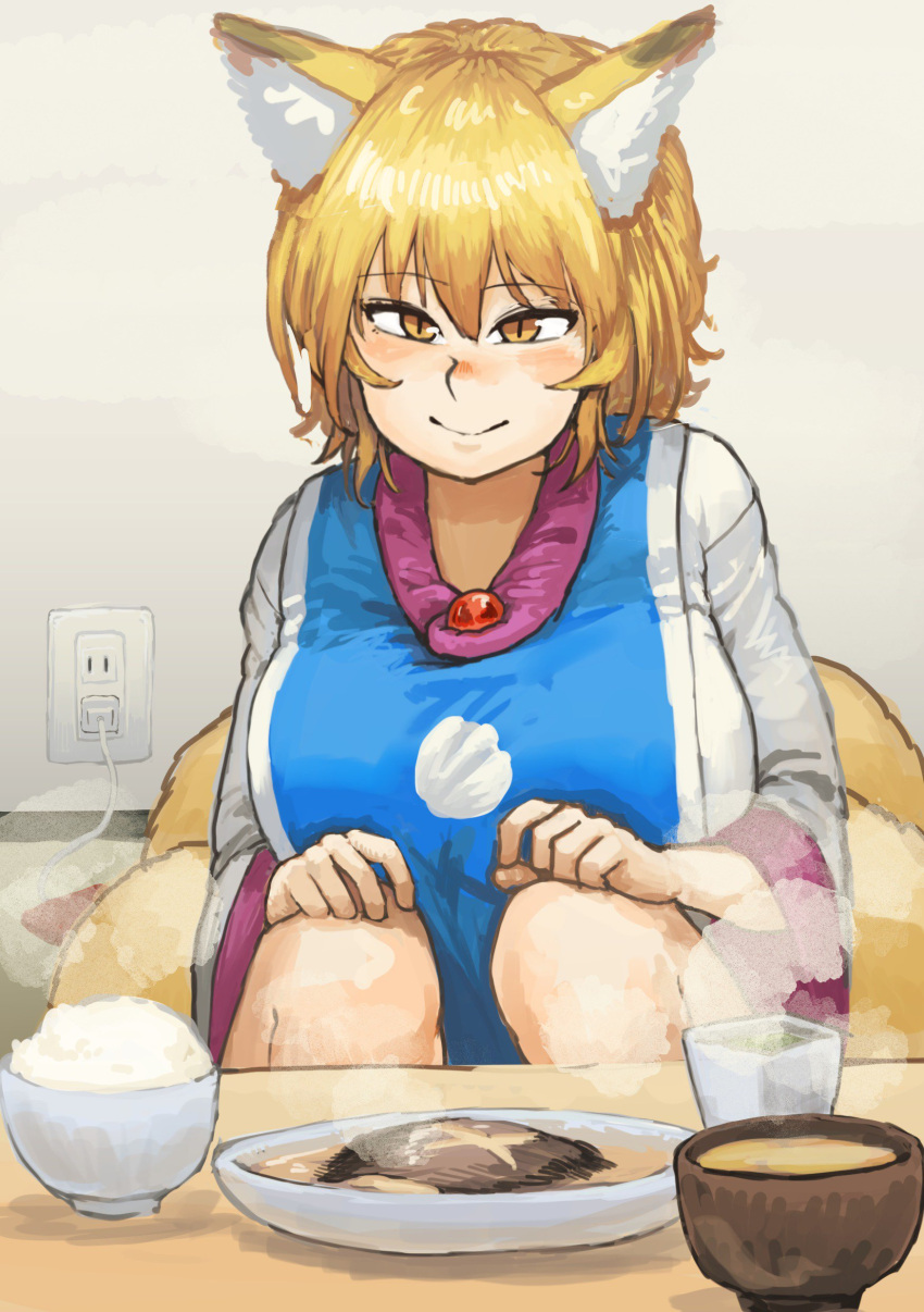 1girl absurdres animal_ears bangs blonde_hair bowl breasts chanta_(ayatakaoisii) closed_mouth commentary_request dish electric_socket eyebrows_visible_through_hair food fox_ears fox_tail hair_between_eyes highres indoors large_breasts long_sleeves looking_at_viewer multiple_tails no_hat no_headwear rice short_hair sitting slit_pupils smile solo steam tail touhou yakumo_ran yellow_eyes