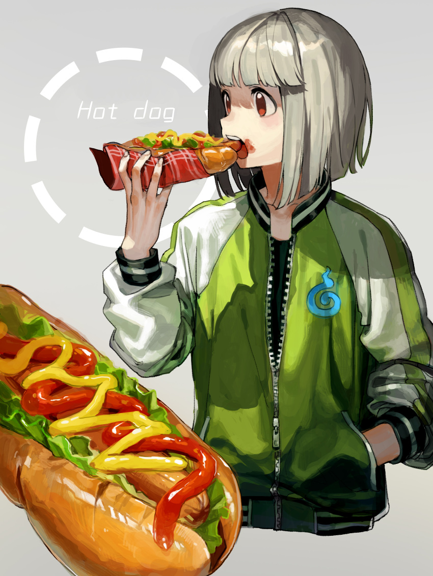 1girl absurdres bob_cut eating english food food_on_face green_jacket grey_background hand_in_pocket highres holding holding_food hot_dog jacket ka_4maki ketchup konpaku_youmu long_sleeves messy mustard open_mouth red_eyes shirt silver_hair simple_background sleeves_rolled_up solo teeth touhou track_jacket upper_body zipper