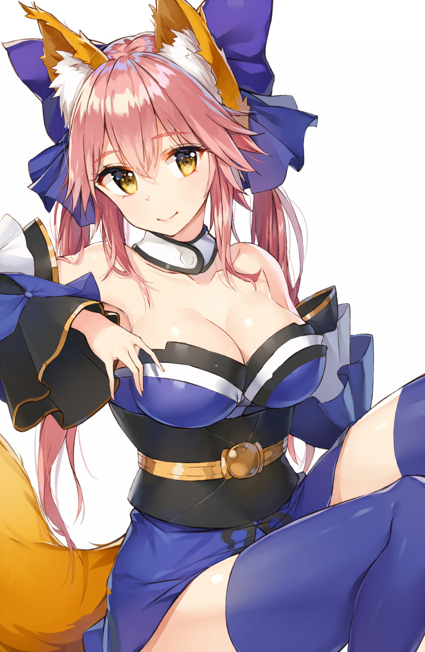 1girl animal_ears bangs bare_shoulders blue_kimono blue_legwear breasts cleavage closed_mouth collarbone commentary_request eyebrows_visible_through_hair fate/extra fate_(series) fox_ears fox_tail hair_between_eyes highres japanese_clothes kimono large_breasts long_hair looking_at_viewer obi pink_hair revision rikoma sash short_kimono simple_background sitting smile solo tail tamamo_(fate)_(all) tamamo_no_mae_(fate) thigh-highs tsurime white_background yellow_eyes