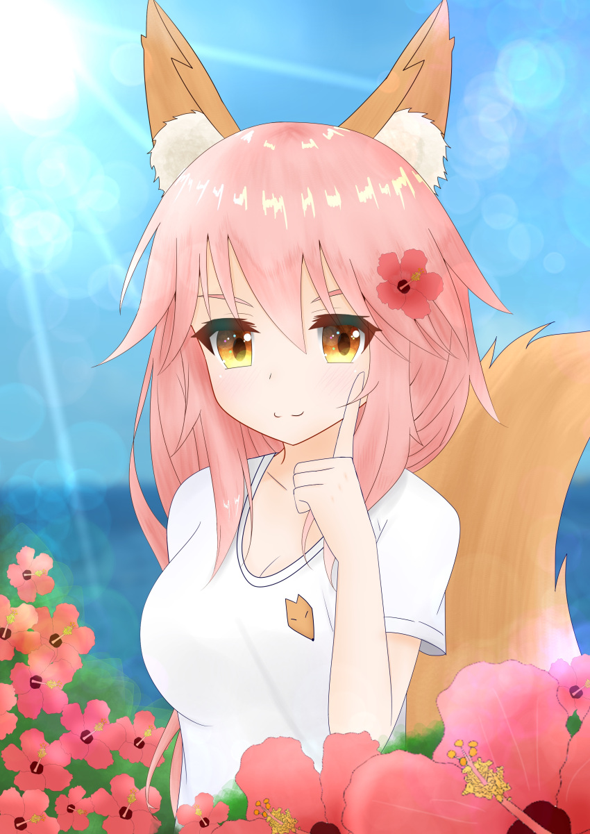 1girl absurdres animal_ears blush breasts cleavage collarbone fate/extra fate/grand_order fate_(series) flower fox_ears fox_tail hair_flower hair_ornament hibiscus highres long_hair looking_at_viewer maple_(monomari2000) medium_breasts pink_hair smile solo tail tamamo_(fate)_(all) tamamo_no_mae_(fate) tamamo_no_mae_(swimsuit_lancer)_(fate) yellow_eyes
