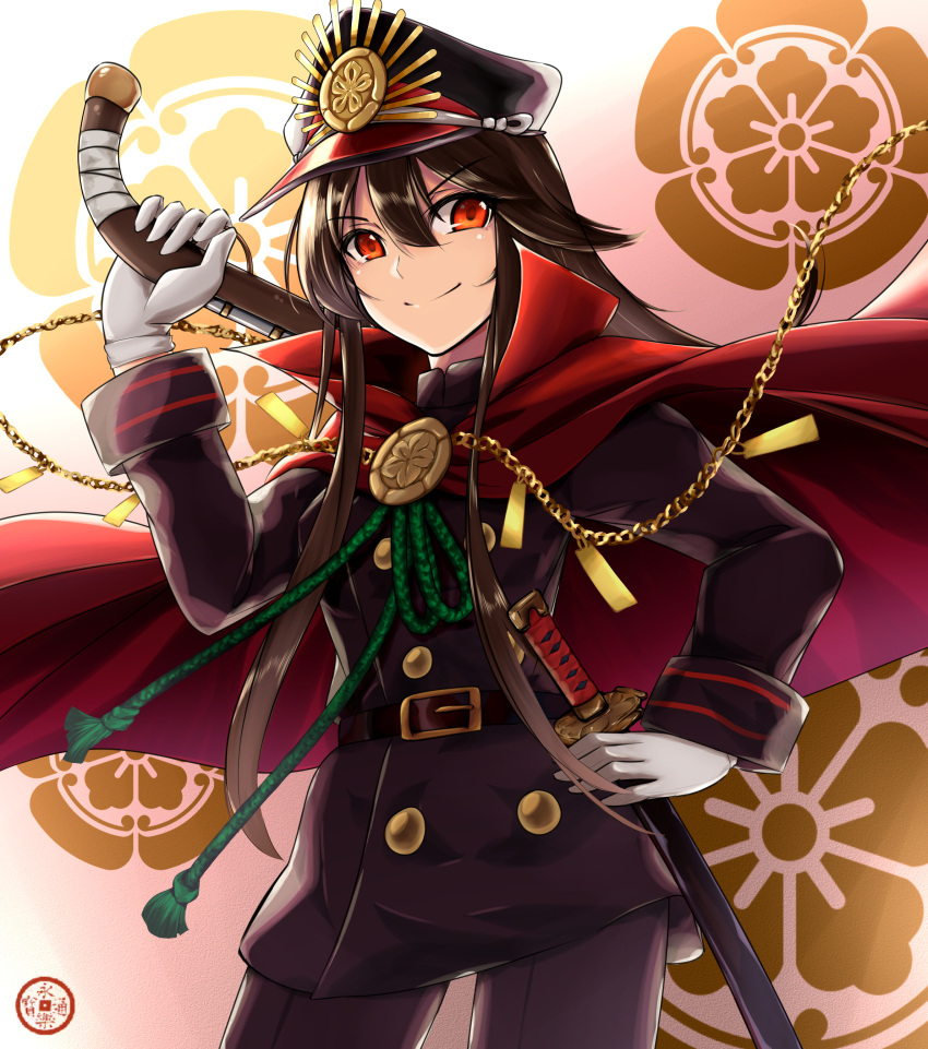1girl absurdres black_hair black_hat black_pants cape cowboy_shot demon_archer fate/grand_order fate_(series) gloves grey_gloves gun hair_between_eyes hat highres holding holding_gun holding_weapon katana long_hair looking_at_viewer pants red_cape red_eyes rifle sheated smile solo standing sword uniform weapon zhishi_ge_fangzhang