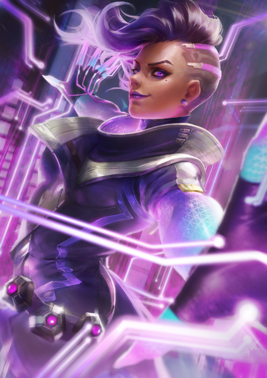 1girl absurdres asymmetrical_hair cyberpunk dark_skin gloves high_collar highres lipstick long_hair looking_at_viewer makeup md5_mismatch mole mole_under_eye multicolored_hair neon_trim nose outstretched_arms overwatch purple_hair purple_lipstick sariya_asavametha smirk solo sombra_(overwatch) two-tone_hair undercut violet_eyes