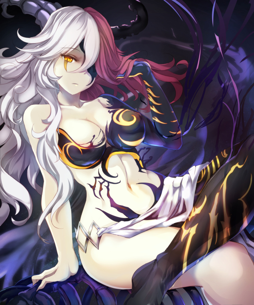 1girl breasts cleavage demon_horns glowing hair_over_one_eye hel_(p&amp;d) highres horns large_breasts looking_at_viewer multicolored_hair navel pink_hair puzzle_&amp;_dragons silver_hair sitting solo suoni_(deeperocean) two-tone_hair yellow_eyes