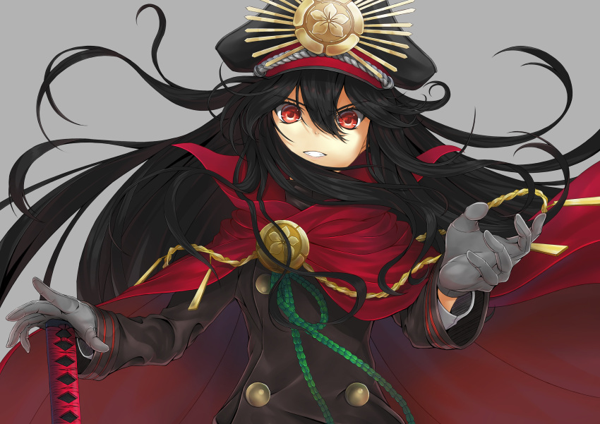 1girl absurdres black_hair black_hat cape demon_archer eyebrows_visible_through_hair fate/grand_order fate_(series) floating_hair gloves grey_background grey_gloves hair_between_eyes hajikaji hat highres katana long_hair looking_at_viewer military_hat red_cape red_eyes simple_background smile solo standing sword upper_body very_long_hair weapon