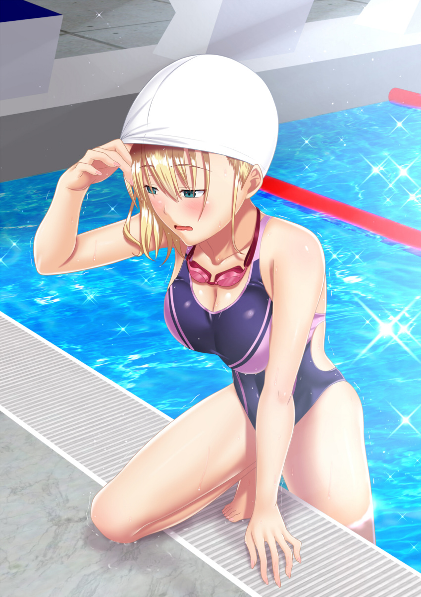 1girl bare_arms bare_shoulders blonde_hair blue_eyes blue_swimsuit blush breasts chain-link_fence cleavage commentary_request competition_school_swimsuit competition_swimsuit eyebrows_visible_through_hair fence goggles goggles_removed highres indoors lane_line large_breasts one-piece_swimsuit original pool poolside school_swimsuit short_hair solo swim_cap swim_cap_removed swimsuit tawagoto_dukai_no_deshi water wet