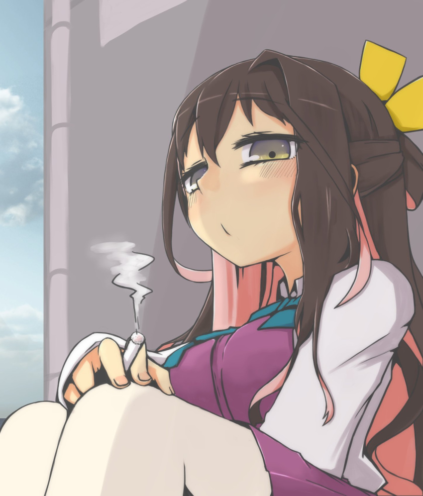 1girl blue_eyes blue_sky bow brown_hair building cigarette clouds expressionless eyelashes fingernails from_below gradient_eyes hair_bow hand_on_own_knee highres holding holding_cigarette kantai_collection knees_up long_hair looking_at_viewer macbail multicolored multicolored_eyes multicolored_hair naganami_(kantai_collection) outdoors pantyhose pink_hair purple_skirt sitting skirt sky smoking solo staring two-tone_hair vest wall white_legwear yellow_bow yellow_eyes