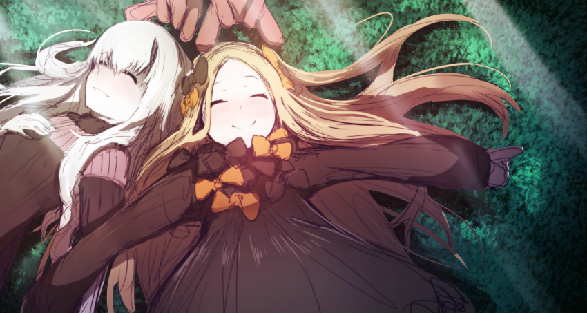 2girls abigail_williams_(fate/grand_order) absurdres black_bow black_dress blonde_hair bow closed_eyes commentary_request dress fate/grand_order fate_(series) grin hands_in_sleeves happy highres horn lavinia_whateley_(fate/grand_order) long_hair long_sleeves lying multiple_girls no_hat no_headwear on_back orange_bow outstretched_arms pale_skin sleeves_past_wrists smile stuffed_animal stuffed_toy teddy_bear very_long_hair wadakazu white_hair