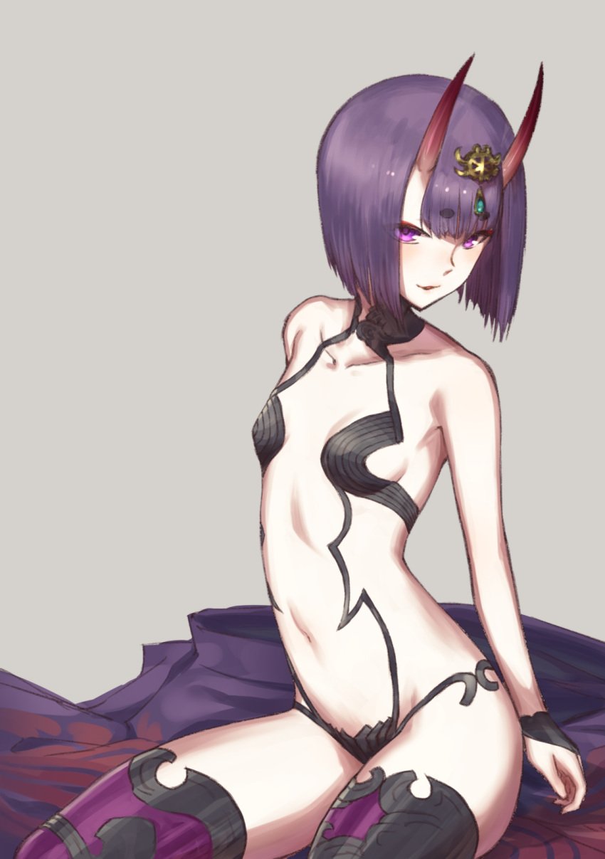 1girl bare_shoulders breasts collarbone emoshon eyebrows_visible_through_hair eyes_visible_through_hair fate/grand_order fate_(series) grey_background highres horns jewelry light_smile looking_at_viewer medium_hair navel oni_horns parted_lips petite purple_hair shuten_douji_(fate/grand_order) simple_background small_breasts solo violet_eyes