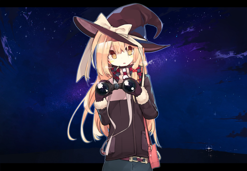 1girl aki_maki_yuu alternate_costume bag belt binoculars black_hat blonde_hair bow clouds cowboy_shot hat hat_bow highres holding kirisame_marisa long_sleeves mittens night night_sky revision scarf shoulder_bag sky solo star_(sky) starry_sky touhou white_bow witch_hat yellow_eyes