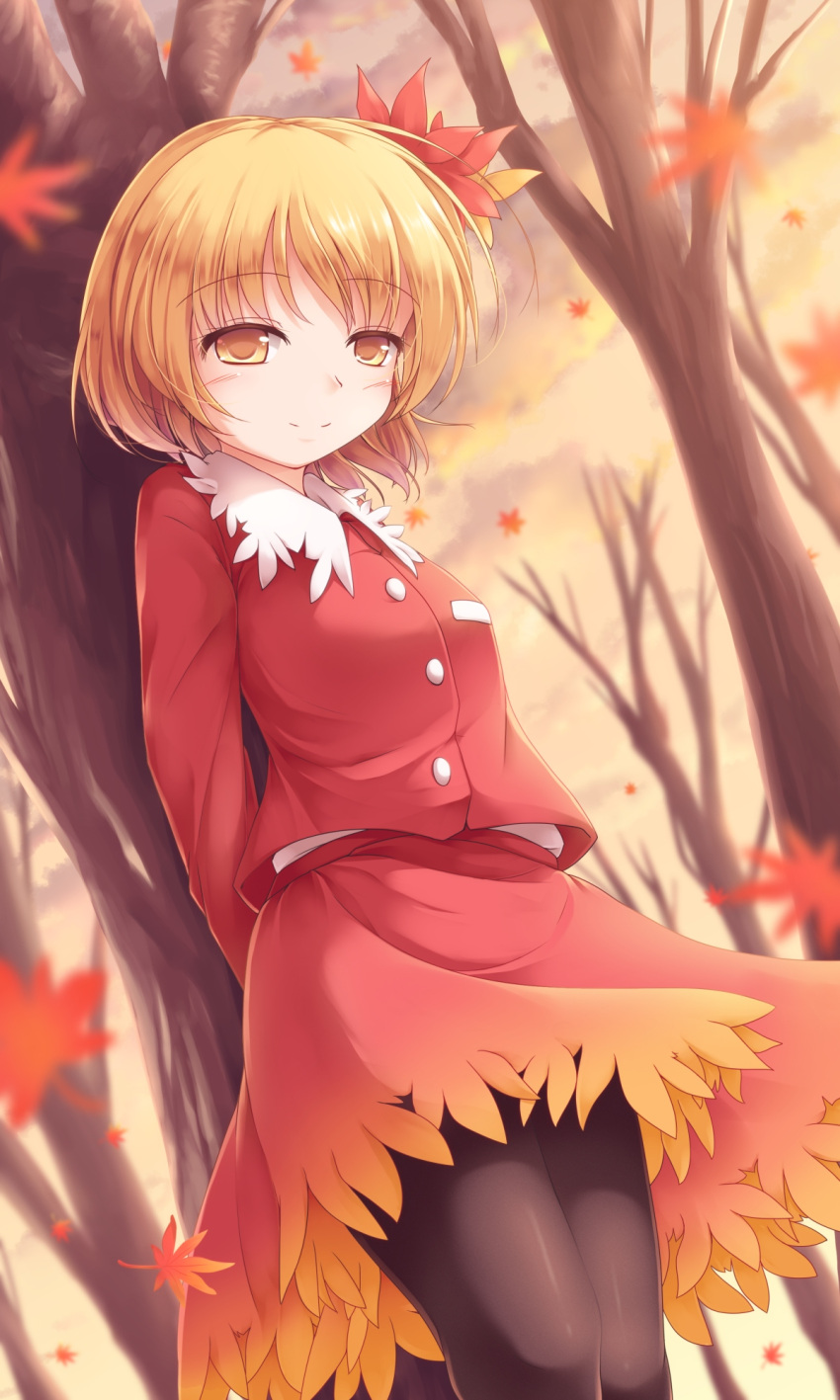 1girl aki_shizuha arms_behind_back autumn autumn_leaves black_legwear blonde_hair commentary_request eyebrows_visible_through_hair falling_leaves forest hair_ornament highres leaf_hair_ornament light_smile looking_at_viewer lzh nature pantyhose red_shirt shirt short_hair skirt skirt_set solo touhou tree yellow_eyes