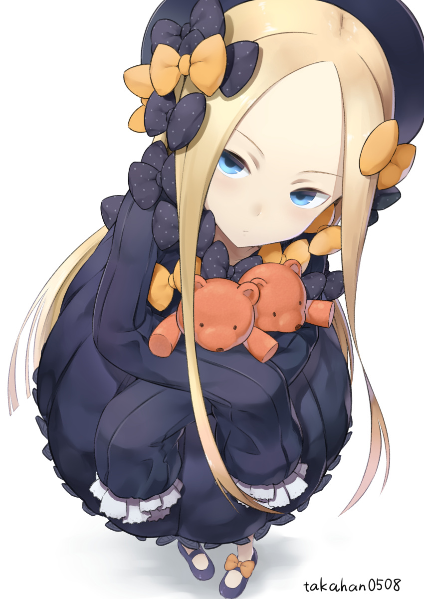 1girl abigail_williams_(fate/grand_order) absurdres artist_name bangs black_bow black_dress black_hat blonde_hair blue_eyes bow butterfly closed_mouth commentary_request dress fate/grand_order fate_(series) from_above hair_bow hands_in_sleeves hat head_tilt highres long_hair long_sleeves looking_at_viewer mary_janes object_hug orange_bow parted_bangs polka_dot polka_dot_bow purple_footwear shoes simple_background solo standing stuffed_animal stuffed_toy takahan teddy_bear very_long_hair white_background