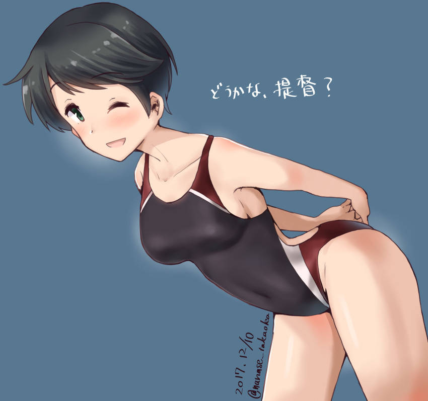 1girl absurdres bangs black_hair black_swimsuit blue_background competition_swimsuit covered_navel cowboy_shot dated green_eyes highres kantai_collection looking_at_viewer mogami_(kantai_collection) one-piece_swimsuit one_eye_closed open_mouth short_hair simple_background smile solo swept_bangs swimsuit takaoka_nanase translation_request twitter_username