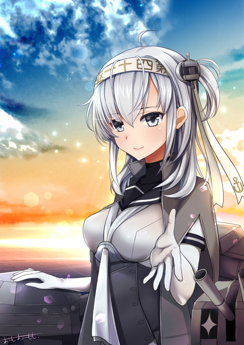 1girl blue_eyes chou-10cm-hou-chan_(suzutsuki's) corset elbow_gloves gloves hachimaki hair_between_eyes headband highres kantai_collection long_hair omoomomo one_side_up outdoors rigging school_uniform silver_hair sky smile suzutsuki_(kantai_collection) turret white_gloves