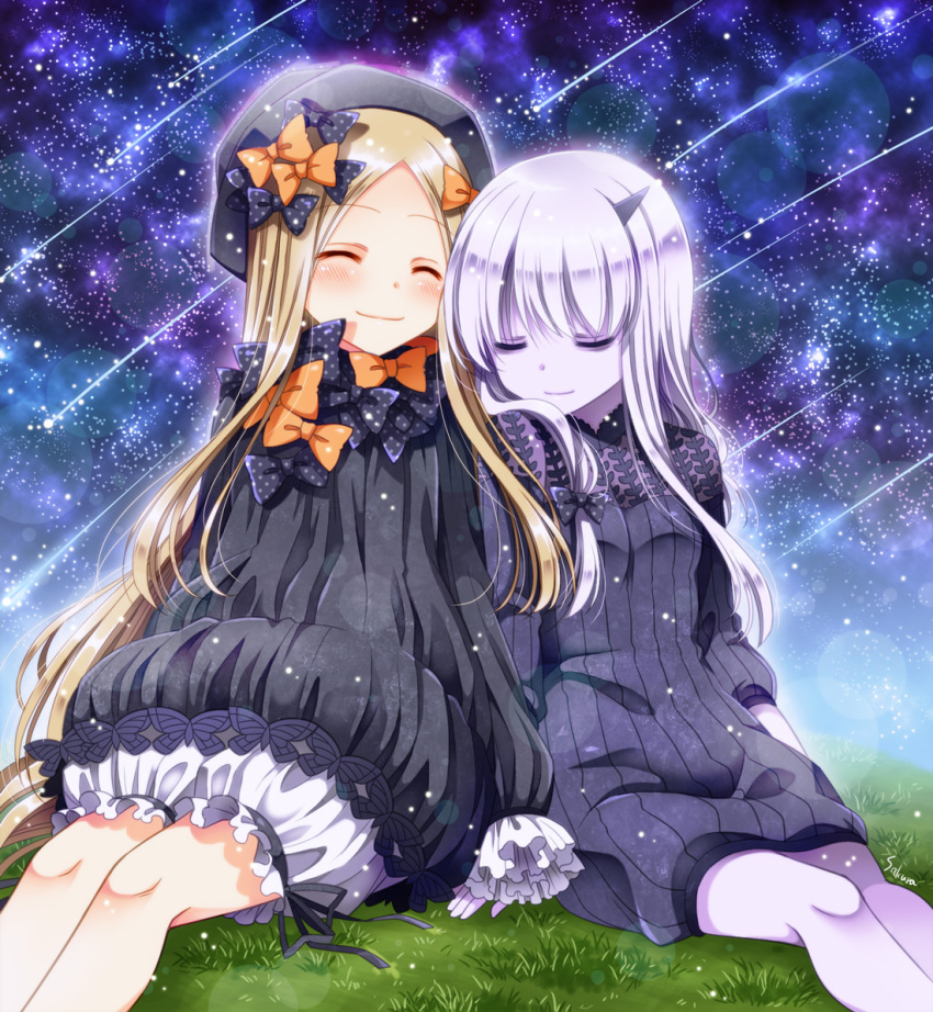 2girls abigail_williams_(fate/grand_order) bags_under_eyes bangs black_bow black_dress black_hat blonde_hair bloomers blush bow butterfly closed_eyes closed_mouth commentary_request dress eyebrows_visible_through_hair falling_star fate/grand_order fate_(series) grass hair_bow hands_in_sleeves hat horn lavinia_whateley_(fate/grand_order) long_hair long_sleeves multiple_girls night night_sky on_grass orange_bow outdoors pale_skin parted_bangs polka_dot polka_dot_bow sakura_tsubame sitting sky smile star_(sky) starry_sky underwear very_long_hair white_bloomers white_hair