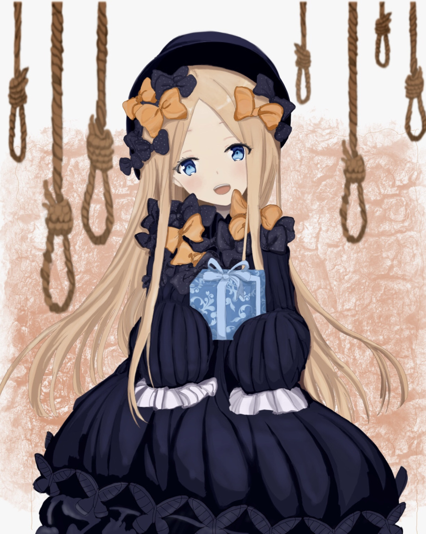 1girl :d abigail_williams_(fate/grand_order) bangs black_bow black_dress black_hat blue_eyes blush bow box butterfly commentary dress fate/grand_order fate_(series) forehead gift gift_box hair_bow hat head_tilt highres holding holding_gift light_brown_hair long_sleeves looking_at_viewer noose open_mouth orange_bow parted_bangs polka_dot polka_dot_bow rope sleeves_past_wrists smile solo tinkleing upper_teeth