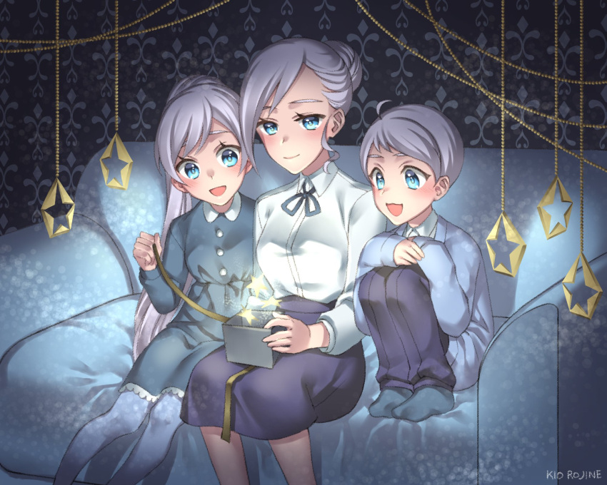 1boy 2girls :d age_difference blue_eyes brother_and_sister christmas gift highres kio_rojine multiple_girls open_mouth rwby sandwiched siblings sisters smile weiss_schnee white_hair whitley_schnee winter_schnee younger