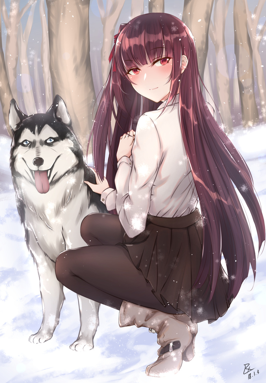 1girl back black_legwear blue_eyes blush boots dog forest girls_frontline highres long_hair nature outdoors pantyhose pleated_skirt purple_hair skirt smile snow squatting tongue tongue_out very_long_hair violet_eyes wa2000_(girls_frontline) zhishi_ge_fangzhang