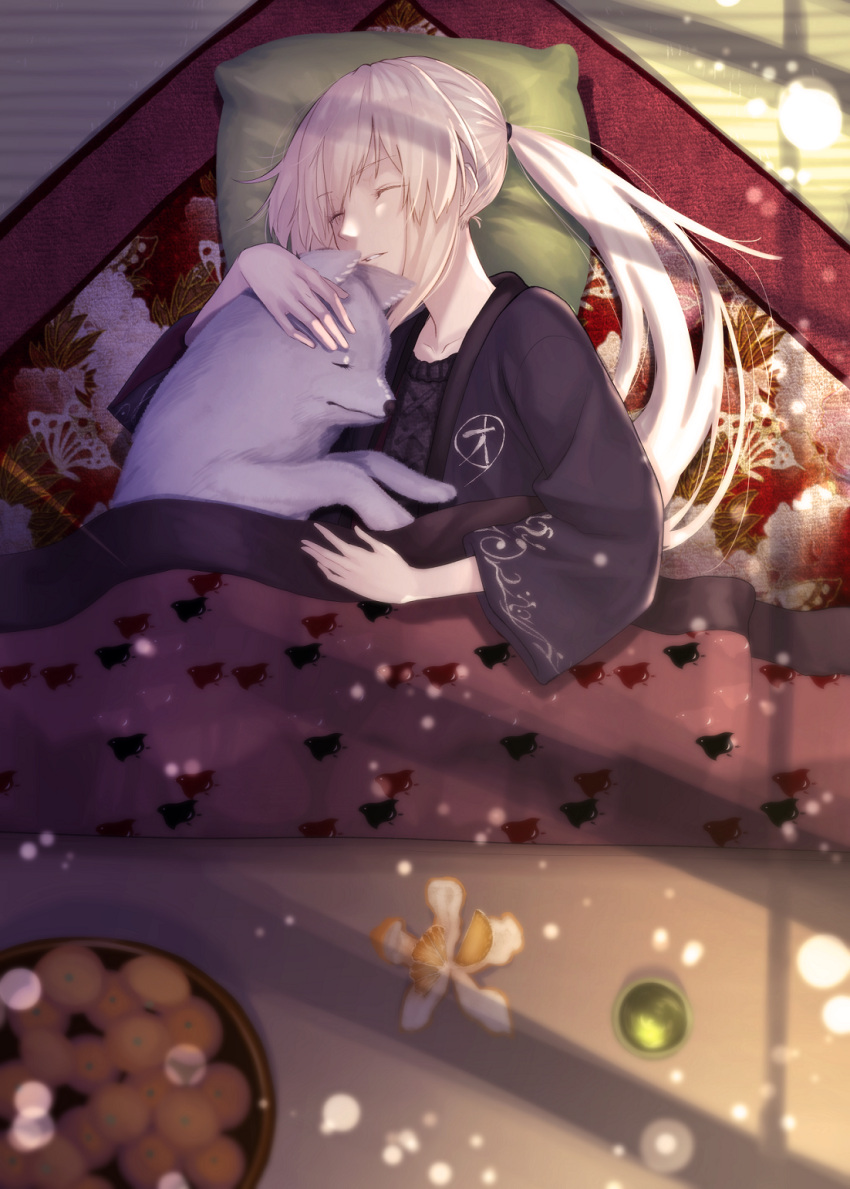 1girl artoria_pendragon_(all) blonde_hair carpet closed_eyes commentary_request dog fate/grand_order fate_(series) food from_above fruit fur_trim highres light_particles lip-mil long_hair orange orange_slice parted_lips pillow ponytail saber_alter sleeping yellow_eyes
