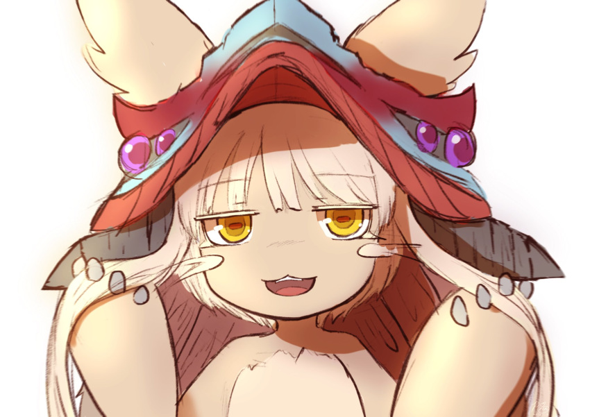1girl :3 :d animal_ears commentary_request ears_through_headwear eyebrows_visible_through_hair furry hands_up hat highres horns long_hair looking_at_viewer made_in_abyss nanachi_(made_in_abyss) open_mouth paws ria_(efikrisia) silver_hair simple_background sketch smile solo upper_body upper_teeth white_background