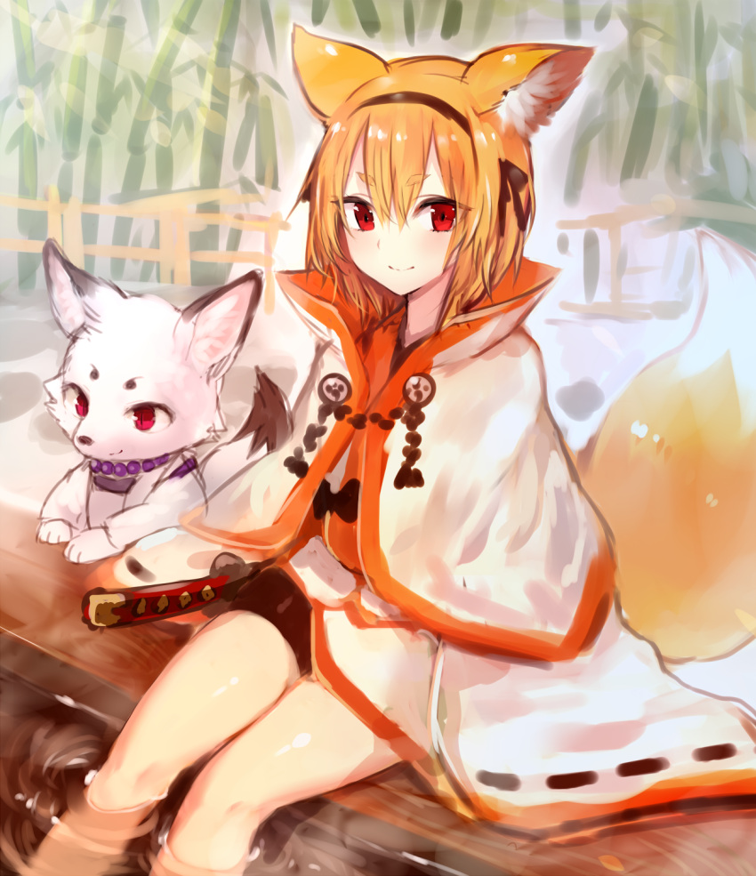 1girl animal_ears ashiyu bangs blonde_hair closed_mouth commentary_request eyebrows_visible_through_hair fox fox_ears fox_girl fox_tail hair_between_eyes highres katana looking_at_viewer original red_eyes short_hair sitting smile soaking_feet sukemyon sword tail water weapon