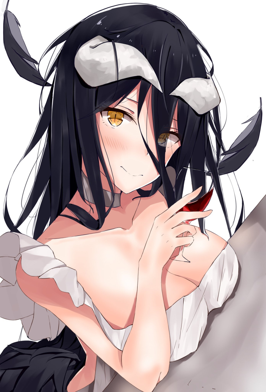 1girl albedo alcohol black_hair blush breasts choker cleavage collarbone cup drinking_glass eyes_visible_through_hair feathers highres horns large_breasts long_hair looking_at_viewer overlord_(maruyama) simple_background slit_pupils smile very_long_hair viewran white_background wine wine_glass yellow_eyes