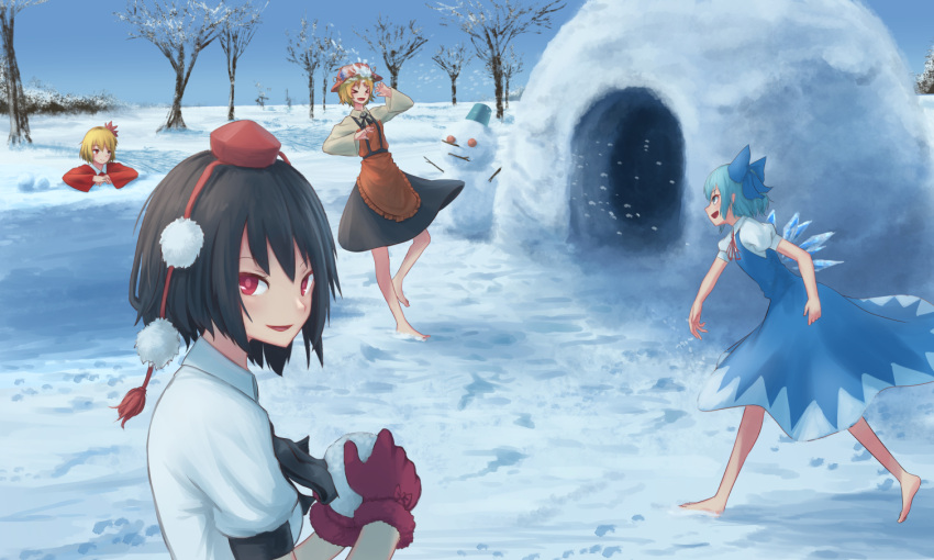&gt;_&lt; 4girls aki_minoriko aki_shizuha barefoot black_hair blonde_hair blue_bow blue_dress blue_hair bow cirno commentary_request dress gloves hair_bow hair_ornament hat ice ice_wings igloo leaf_hair_ornament long_sleeves looking_at_viewer mob_cap multiple_girls open_mouth parted_lips pom_pom_(clothes) puffy_short_sleeves puffy_sleeves red_gloves roke_(taikodon) shameimaru_aya shirt short_hair short_sleeves sky smile snow snow_shelter snowball snowman tassel tokin_hat touhou tree white_shirt wide_sleeves wings