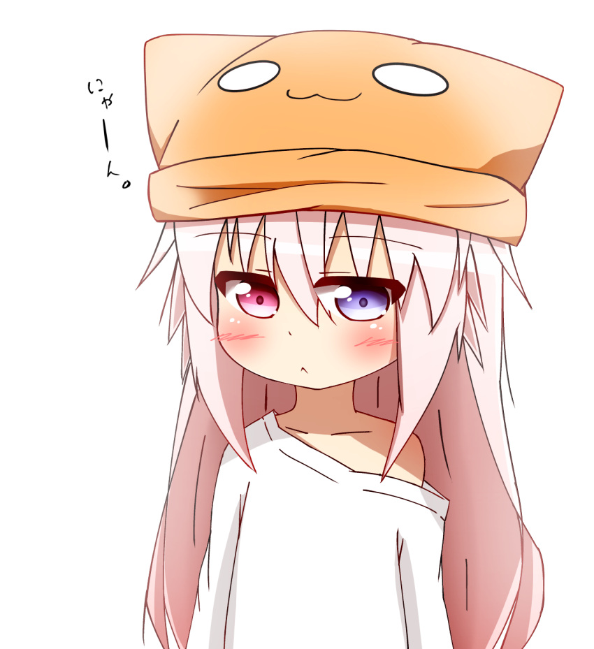 1girl :&lt; :3 animal_ears animal_hat bangs blue_eyes blush cat_ears cat_hat closed_mouth collarbone commentary_request eyebrows_visible_through_hair hair_between_eyes hat heterochromia highres idaten93 japanese japanese_text long_hair o_o off_shoulder original oversized_clothes oversized_shirt pink_hair ruua_(idaten93) shirt simple_background solo translated very_long_hair violet_eyes white_background white_shirt