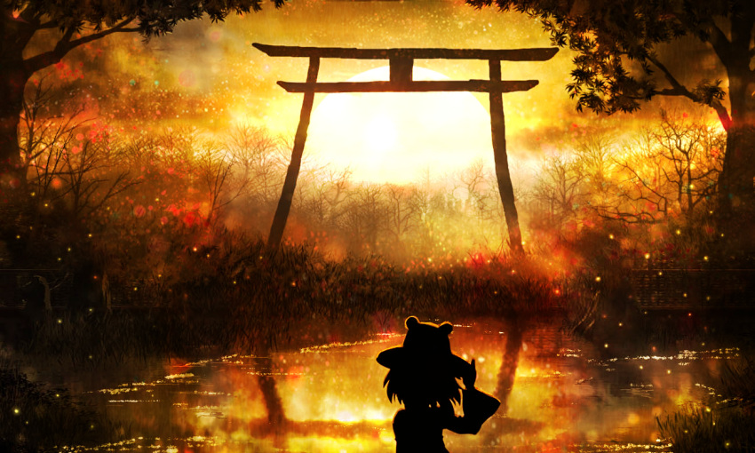 1girl akyuun backlighting bare_tree hand_on_headwear hat lake light_particles long_sleeves moriya_suwako reflection scenery short_hair silhouette solo sun sunrise torii touhou tree upper_body wide_sleeves yellow_sky