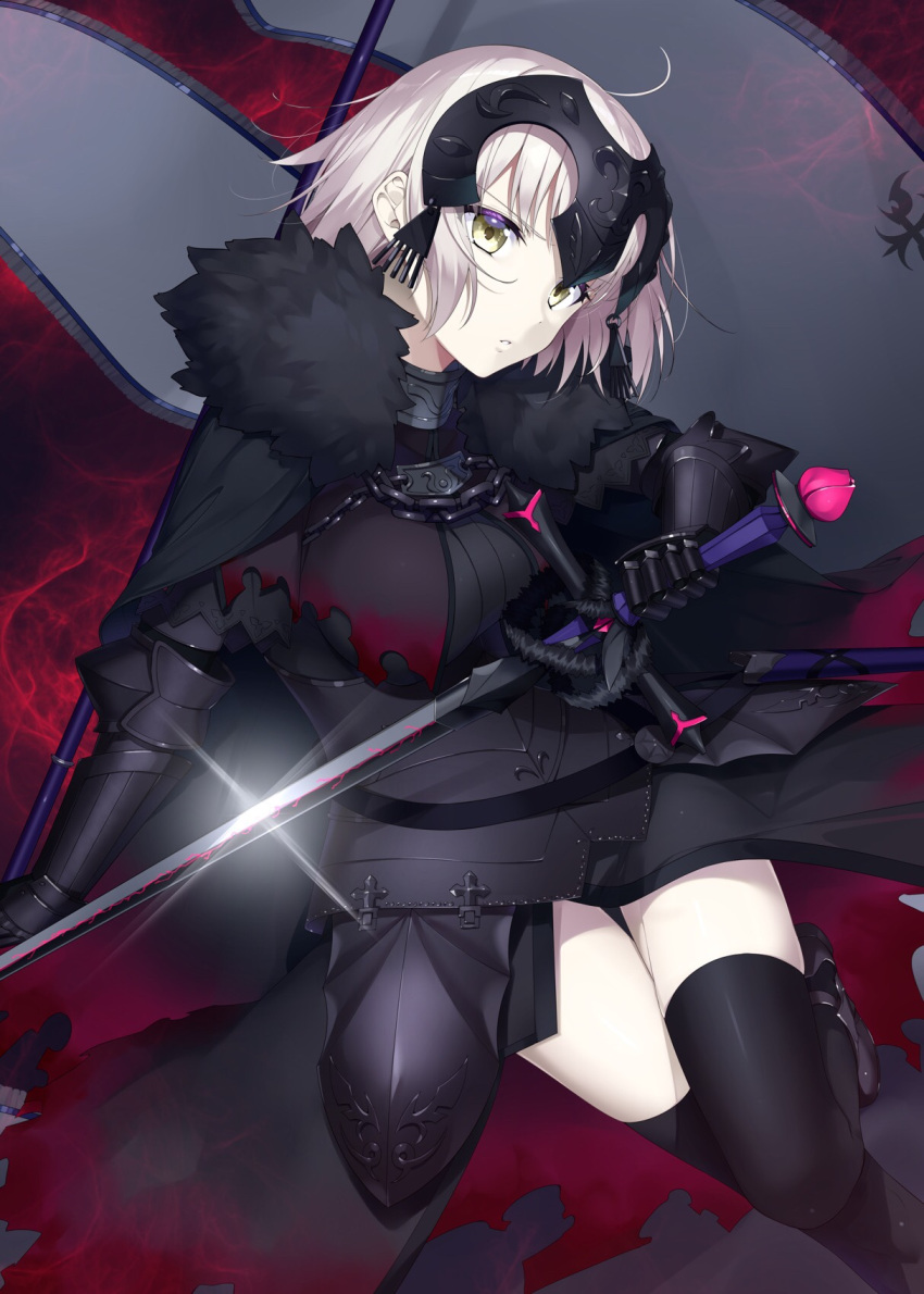 1girl armor armored_dress black_dress black_gloves black_legwear breasts chains dress fate/grand_order fate_(series) flag fur_trim gauntlets gloves headpiece highres jeanne_d'arc_(alter)_(fate) jeanne_d'arc_(fate)_(all) large_breasts looking_at_viewer nezumidoshi short_hair silver_hair solo sword thigh-highs weapon yellow_eyes