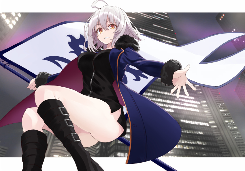 1girl ahoge ass bangs black_footwear black_vest boots bottomless breasts building city coat eyebrows_visible_through_hair fate/grand_order fate_(series) feet_out_of_frame flag fur_trim holding jeanne_d'arc_(alter)_(fate) jeanne_d'arc_(fate)_(all) jewelry large_breasts long_sleeves looking_at_viewer necklace no_panties no_pants orange_eyes outstretched_arms parted_lips short_hair shunichi silver_hair skyscraper smile solo spread_arms vest