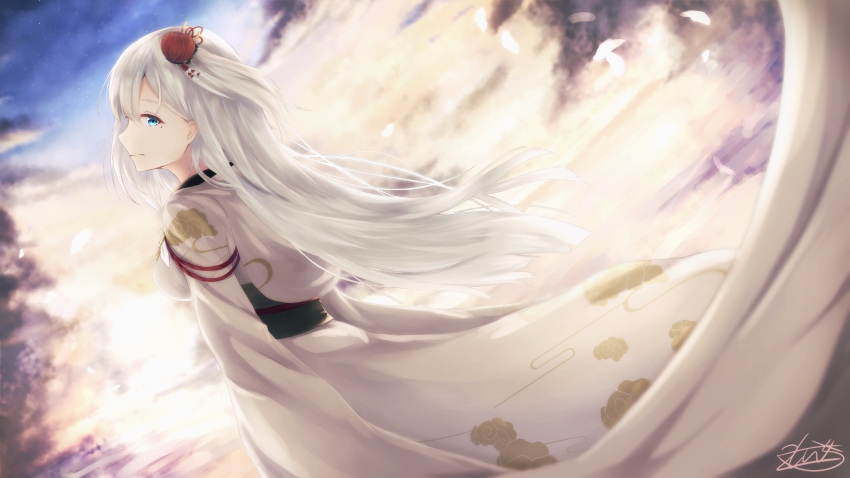 1girl aiguillette arms_at_sides azur_lane bangs black_gloves blue_eyes blush breasts closed_mouth cloud_print clouds collarbone dusk expressionless eyebrows_visible_through_hair eyeshadow feathers floating_hair flower from_behind from_side gloves hair_between_eyes hair_flower hair_ornament highres japanese_clothes kimono kotohira_akina large_breasts long_hair looking_at_viewer looking_back makeup mole mole_under_eye obi one_side_up open_mouth outdoors sash shoukaku_(azur_lane) sidelocks signature silver_hair sky sleeves_rolled_up solo star_(sky) starry_sky tareme wide_sleeves wind wind_lift