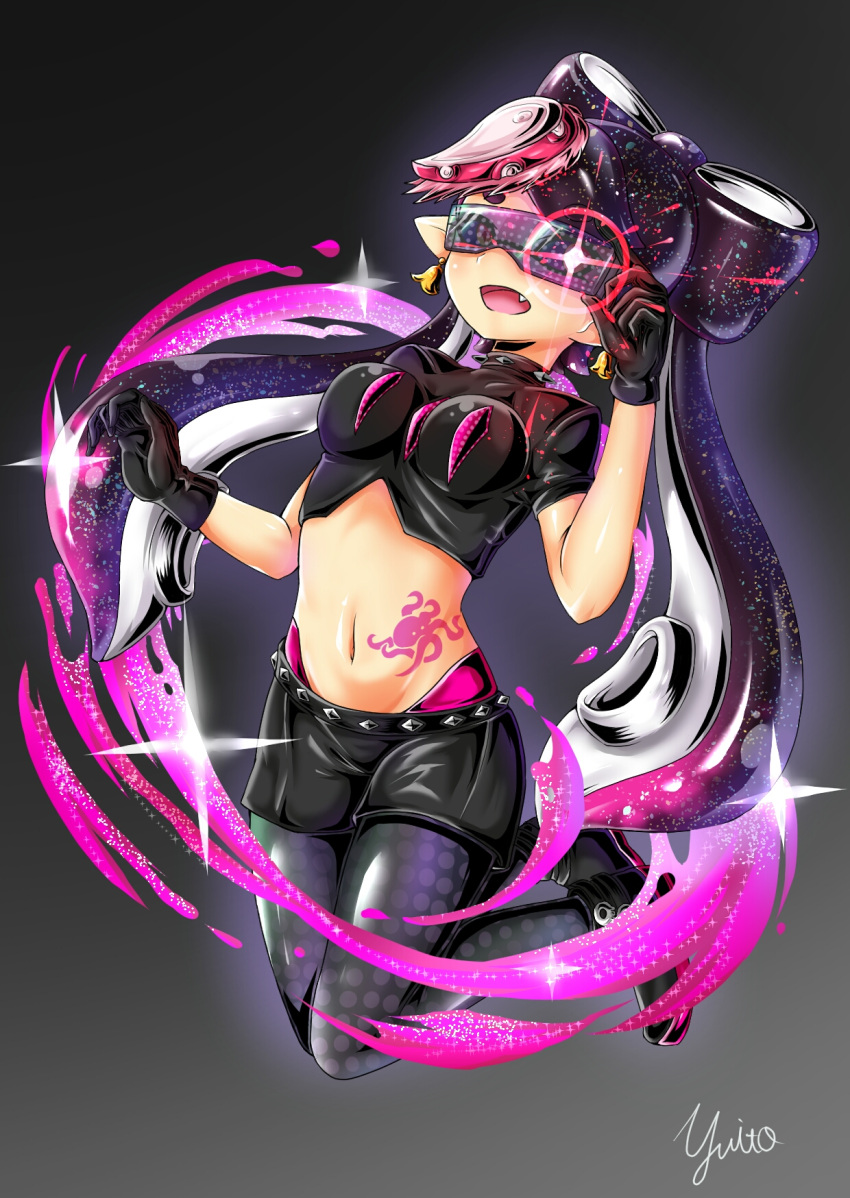 1girl adjusting_eyewear aori_(splatoon) artist_name black_background black_footwear black_gloves black_hair black_legwear black_shirt black_shorts brainwashing breasts collar commentary_request crop_top cursive earrings fang food food_on_head full_body gloves gradient gradient_background gradient_hair highres jewelry jumping long_hair looking_at_viewer medium_breasts midriff multicolored_hair navel object_on_head open_mouth paint_splatter pantyhose pointy_ears polka_dot polka_dot_legwear purple_hair shirt shoes short_shorts short_sleeves shorts signature smile solo sparkle spiked_belt spiked_collar spikes splatoon splatoon_2 sunglasses sushi tattoo tentacle_hair yuito_(yuitokobunasbs0)