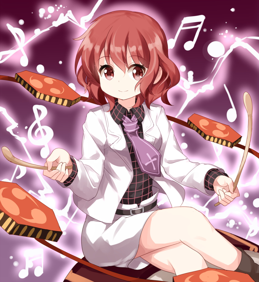 1girl commentary_request drum drumsticks electricity eyebrows_visible_through_hair highres holding horikawa_raiko instrument jacket legs_crossed long_sleeves looking_at_viewer musical_note necktie purple_neckwear red_eyes redhead ruu_(tksymkw) short_hair sitting skirt smile solo touhou white_jacket white_skirt